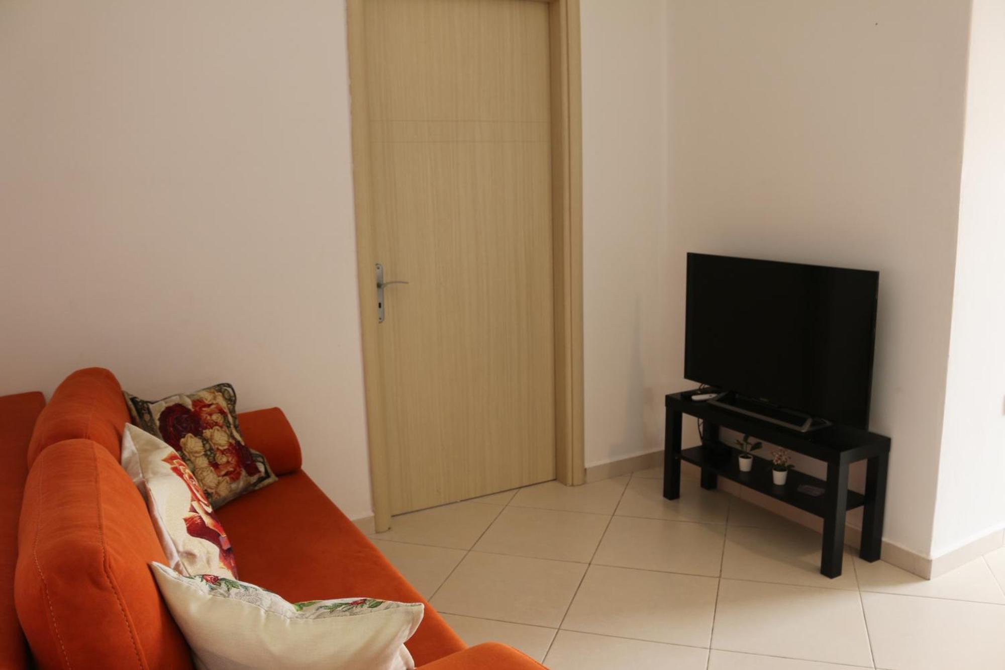 Orange Corner Apartment Sarande Bagian luar foto