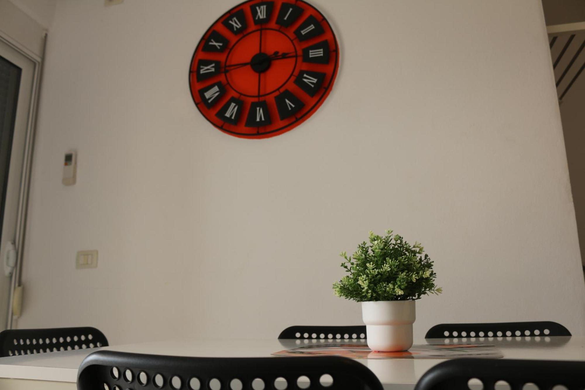 Orange Corner Apartment Sarande Bagian luar foto